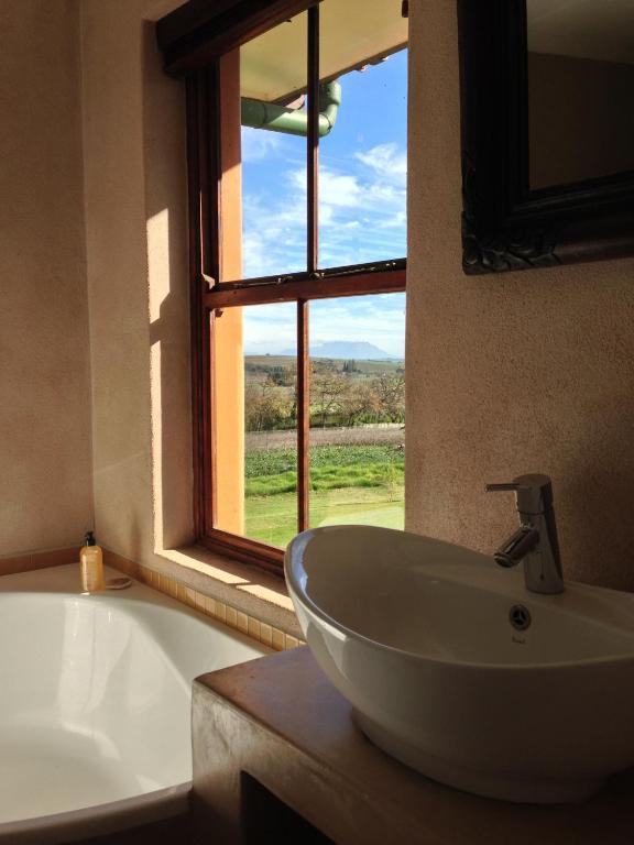 Dirtopia Trail Lodge Стелленбос Номер фото